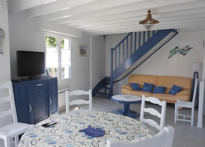 Nyaraló De Standing 200 M *