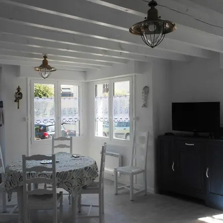 Casa de Férias De Standing 200 M *
