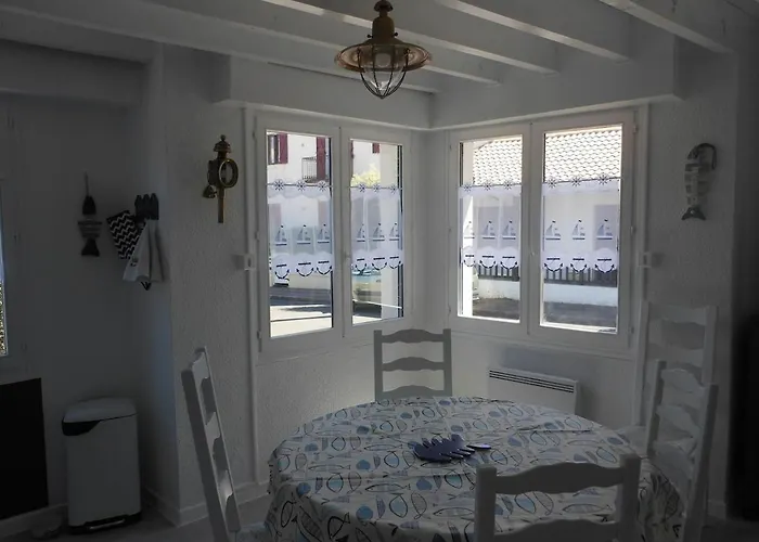 Feriehus De Standing 200 M *